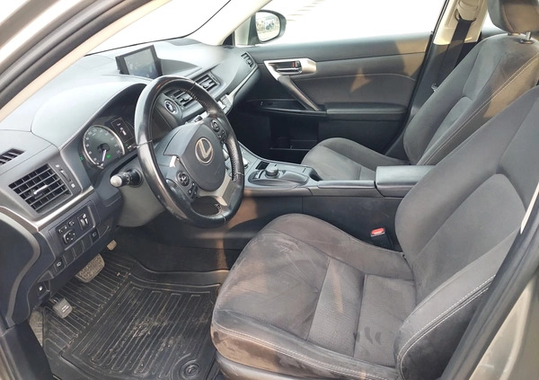 Lexus CT cena 80000 przebieg: 112000, rok produkcji 2018 z Piława Górna małe 79
